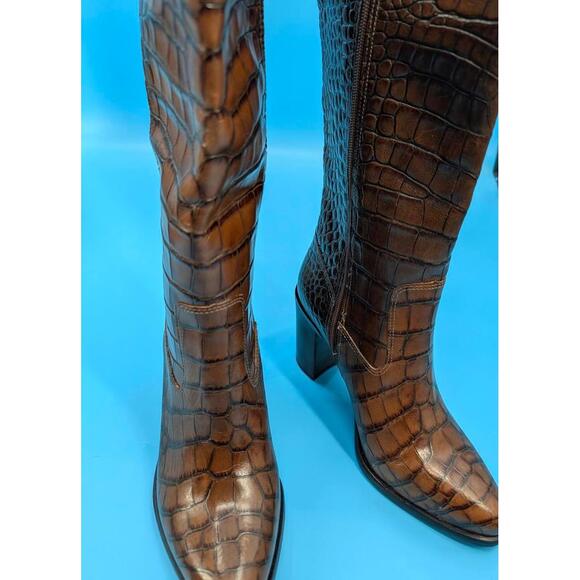 Vince Camuto Tall Shaft Leather Boots Pearlanie Glaze Croco in Rich Cocoa NWT 9 - Picture 3 of 8